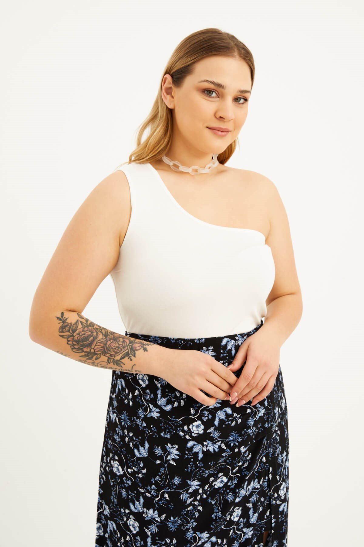 Myline-Tek Omuz Crop Top-Büyük Beden Tişört-77487