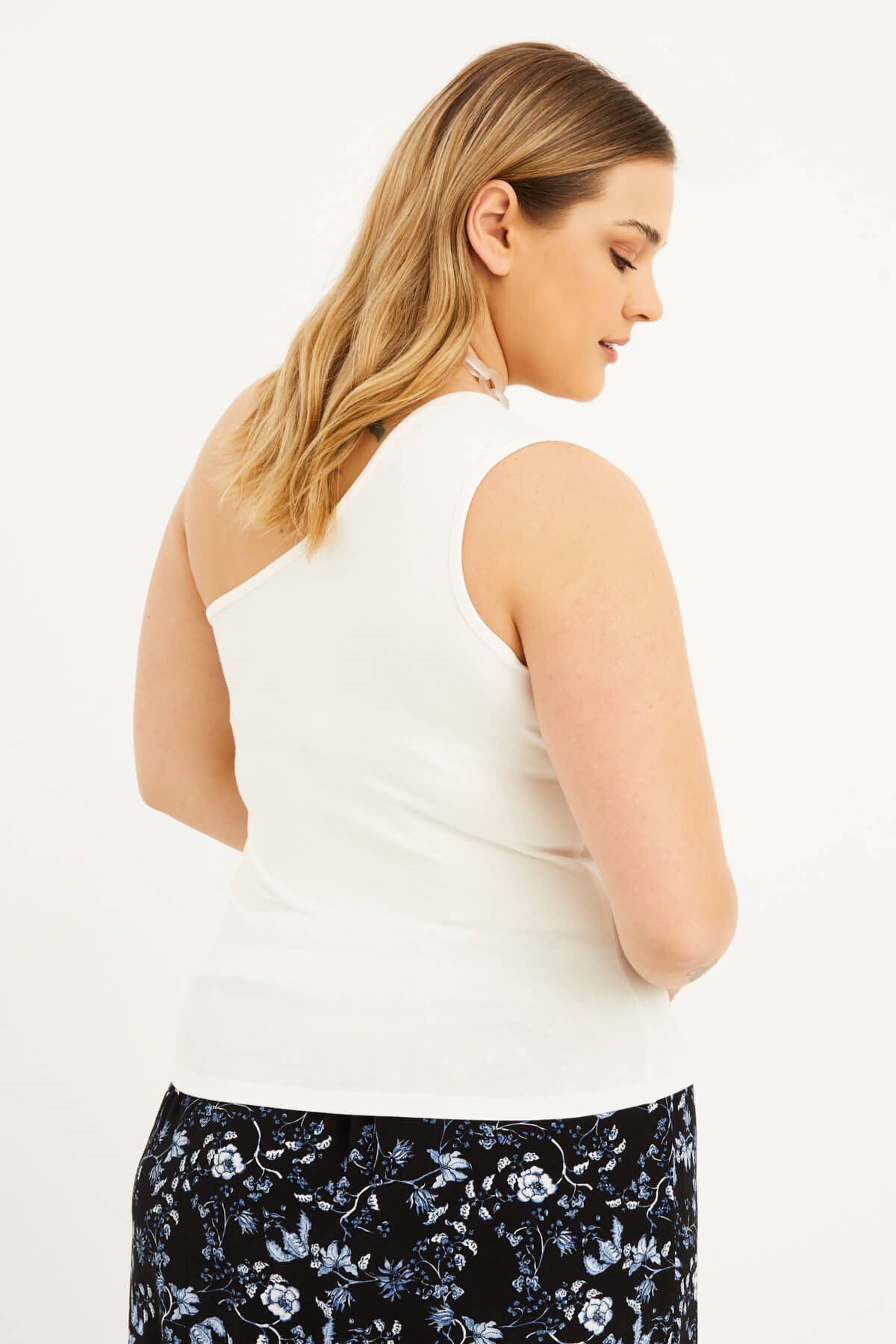 Myline-Tek Omuz Crop Top-Büyük Beden Tişört-77487