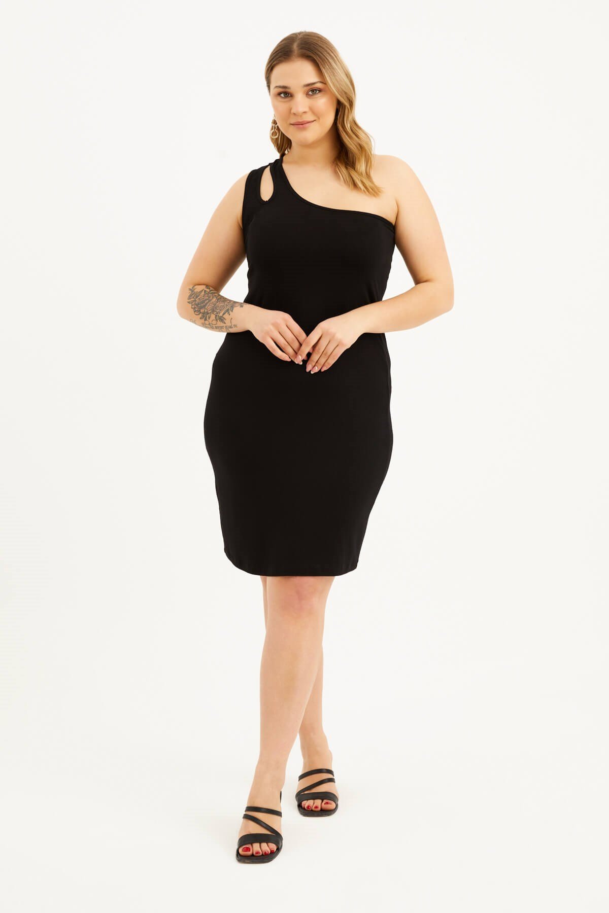 Tek Omuz Pencere Detaylı Elbise