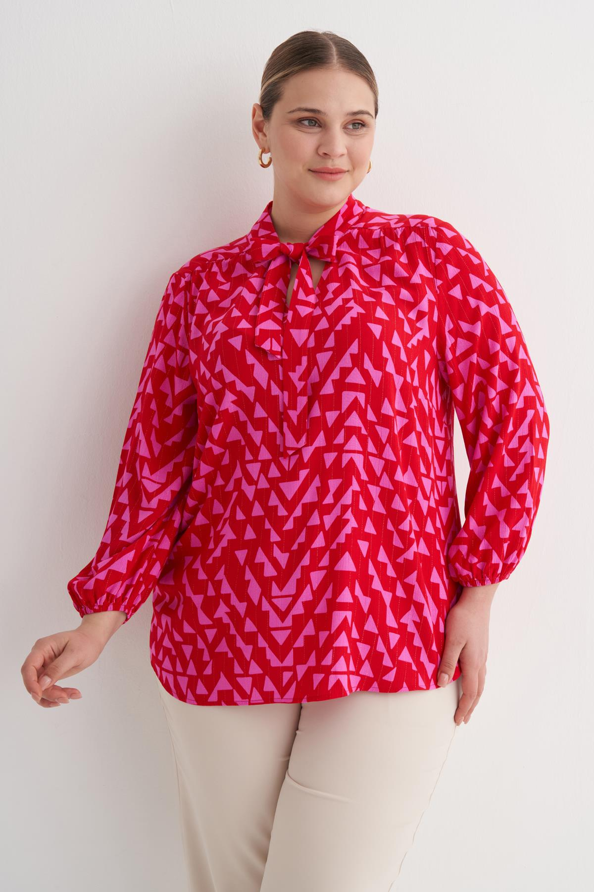 Myline-V Yaka Bağlama Detaylı Bluz-Büyük Beden Bluz-149943