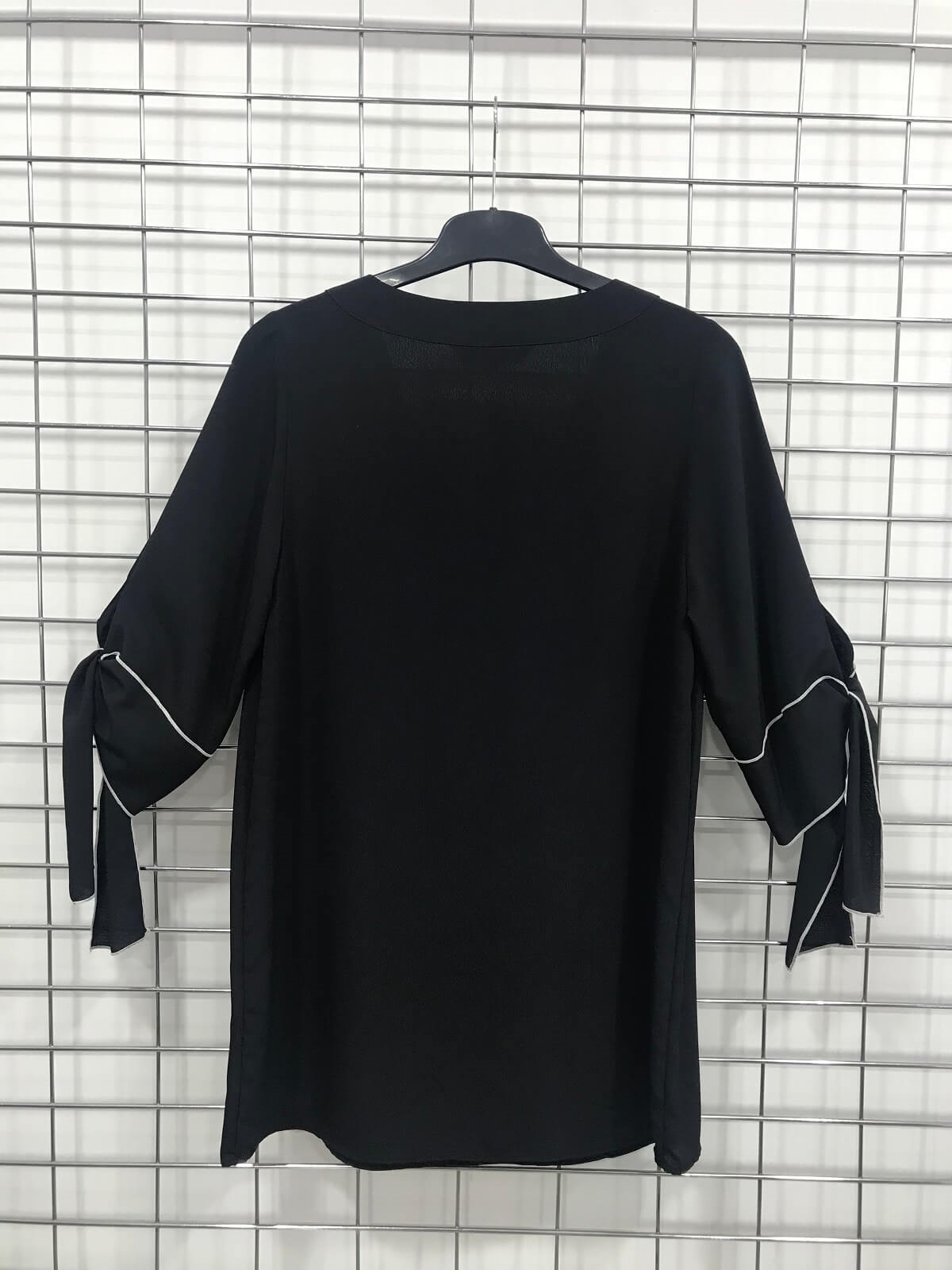 Myline-V Yaka Kolları Bağcıklı Bluz-Büyük Beden Outlet-45872