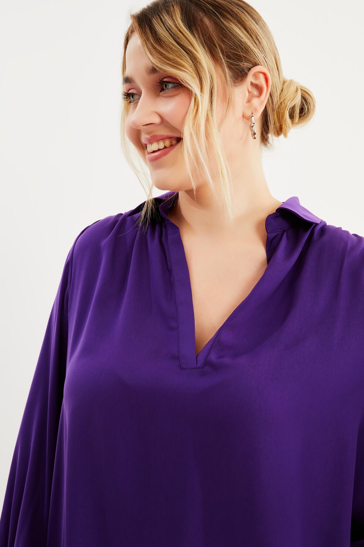 Myline-V Yaka Kolları Büzgülü Bluz -Büyük Beden Bluz-87984