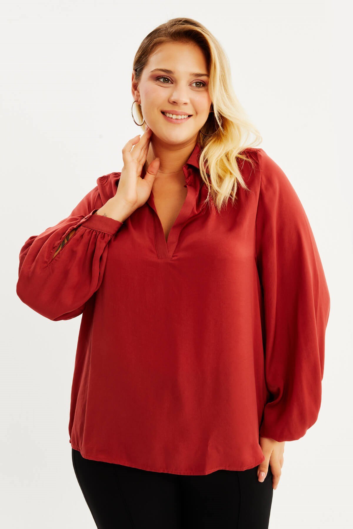 Myline-V Yaka Kolları Büzgülü Bluz -Büyük Beden Bluz-87907