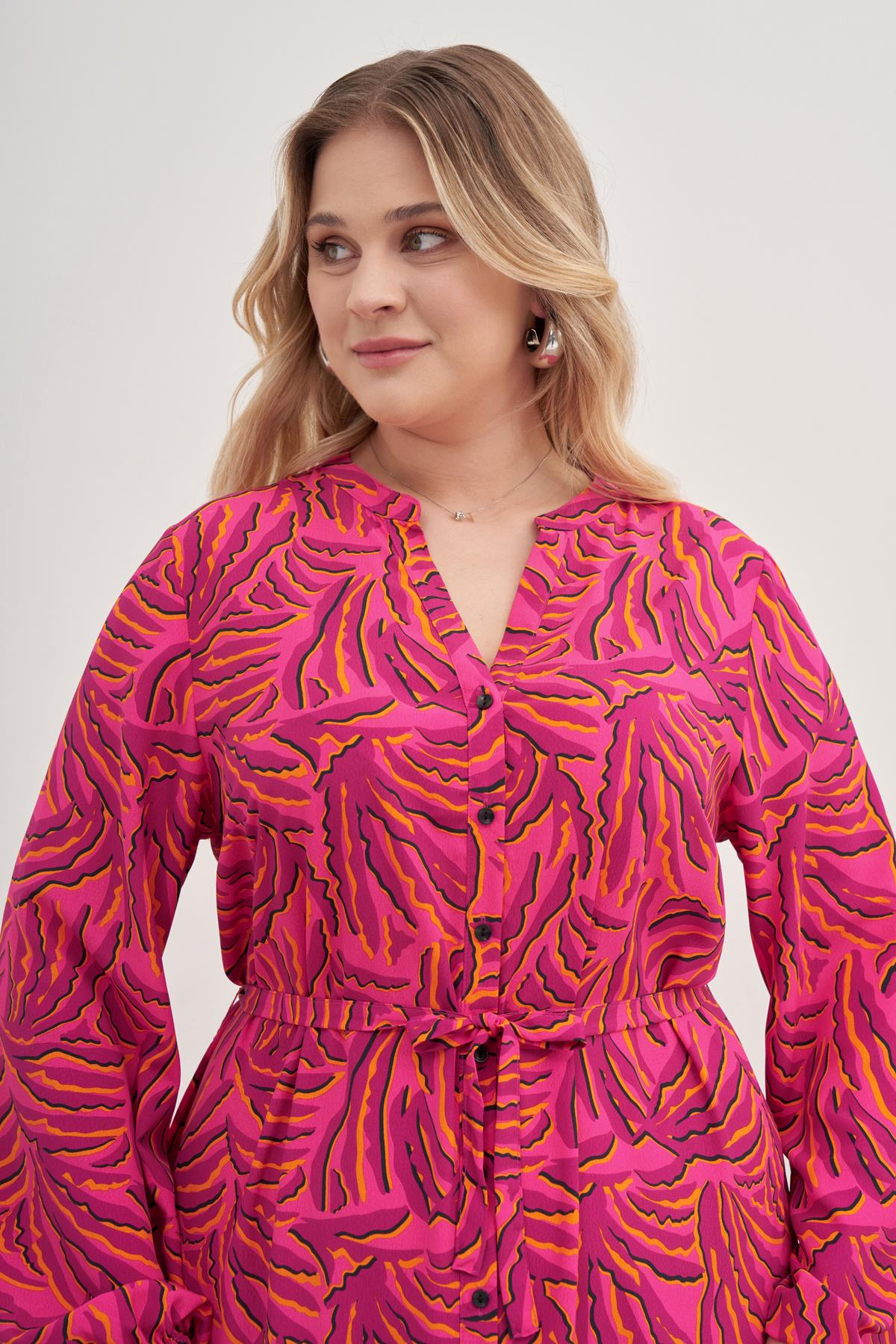 Myline-V Yaka Kuşaklı Önden Düğmeli Elbise-Büyük Beden Günlük Elbiseler-128953