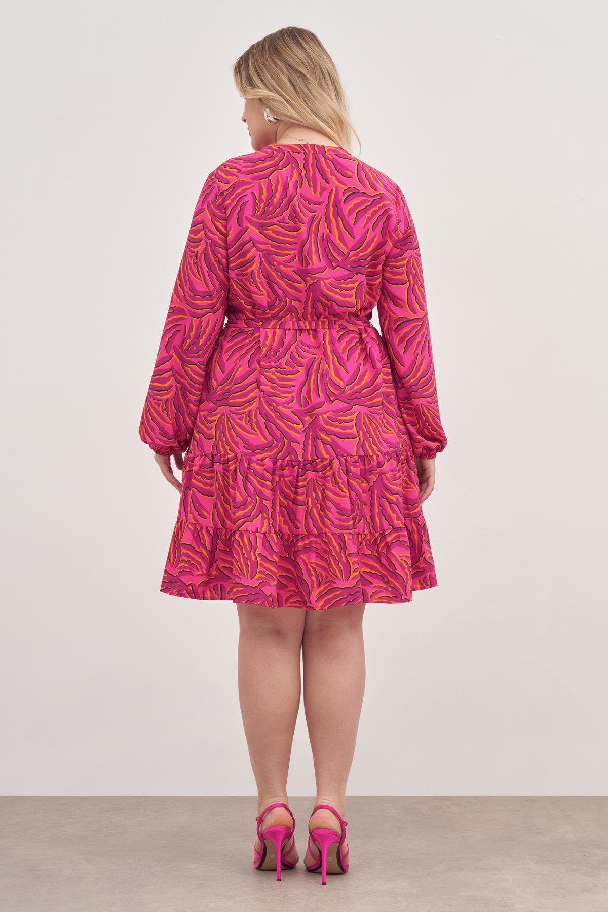 Myline-V Yaka Kuşaklı Önden Düğmeli Elbise-Büyük Beden Günlük Elbiseler-128953