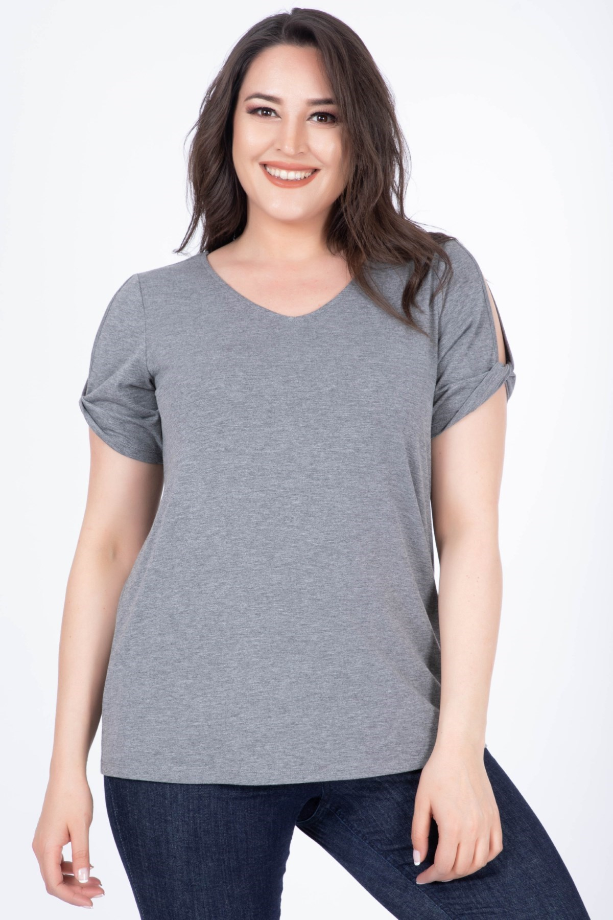 Myline-V Yaka Omuz Detaylı T-Shirt-T-Shirt-34629