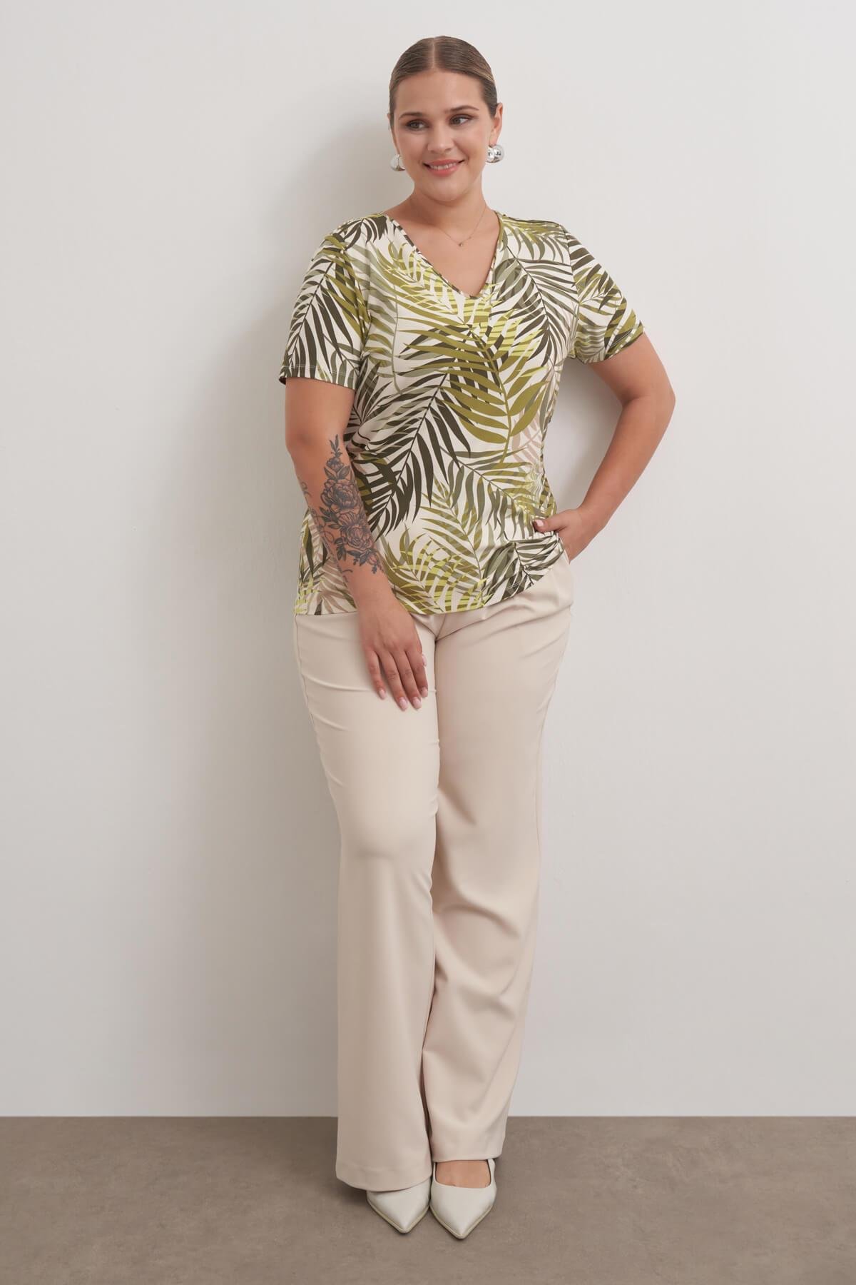 Myline-V Yaka Tişört-Büyük Beden Tişört-149461