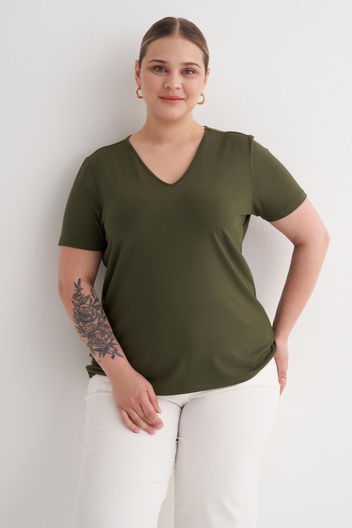 Myline-V Yaka Tişört-Büyük Beden Tişört-149854