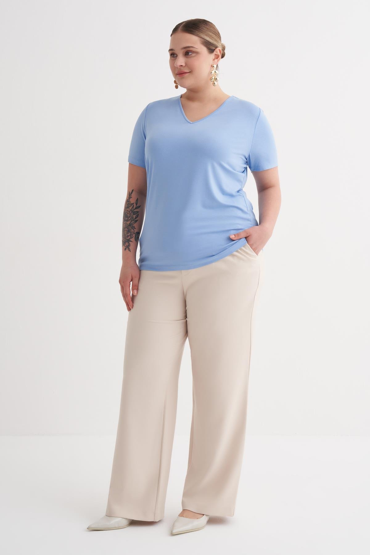 Myline-V Yaka Tişört-Büyük Beden Tişört-149855