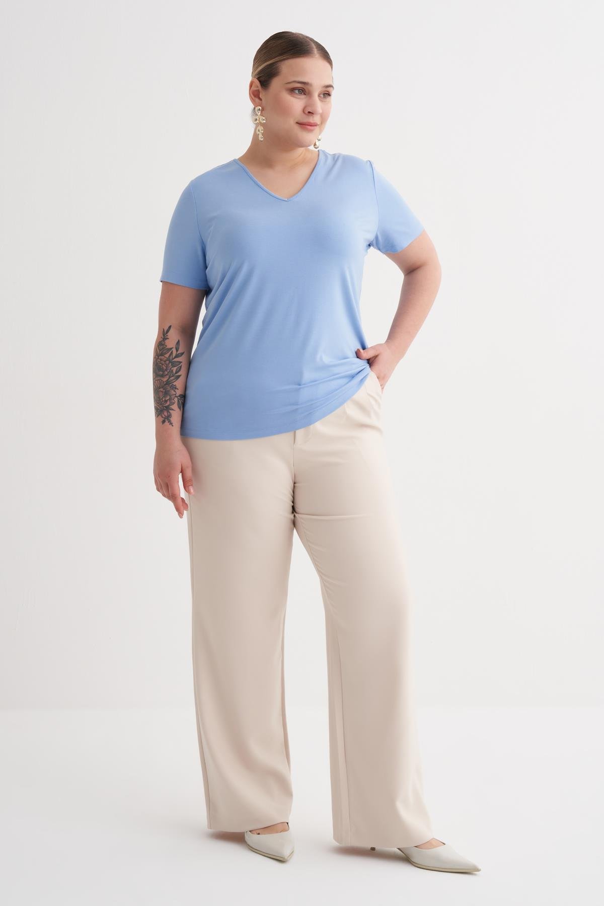 Myline-V Yaka Tişört-Büyük Beden Tişört-149855