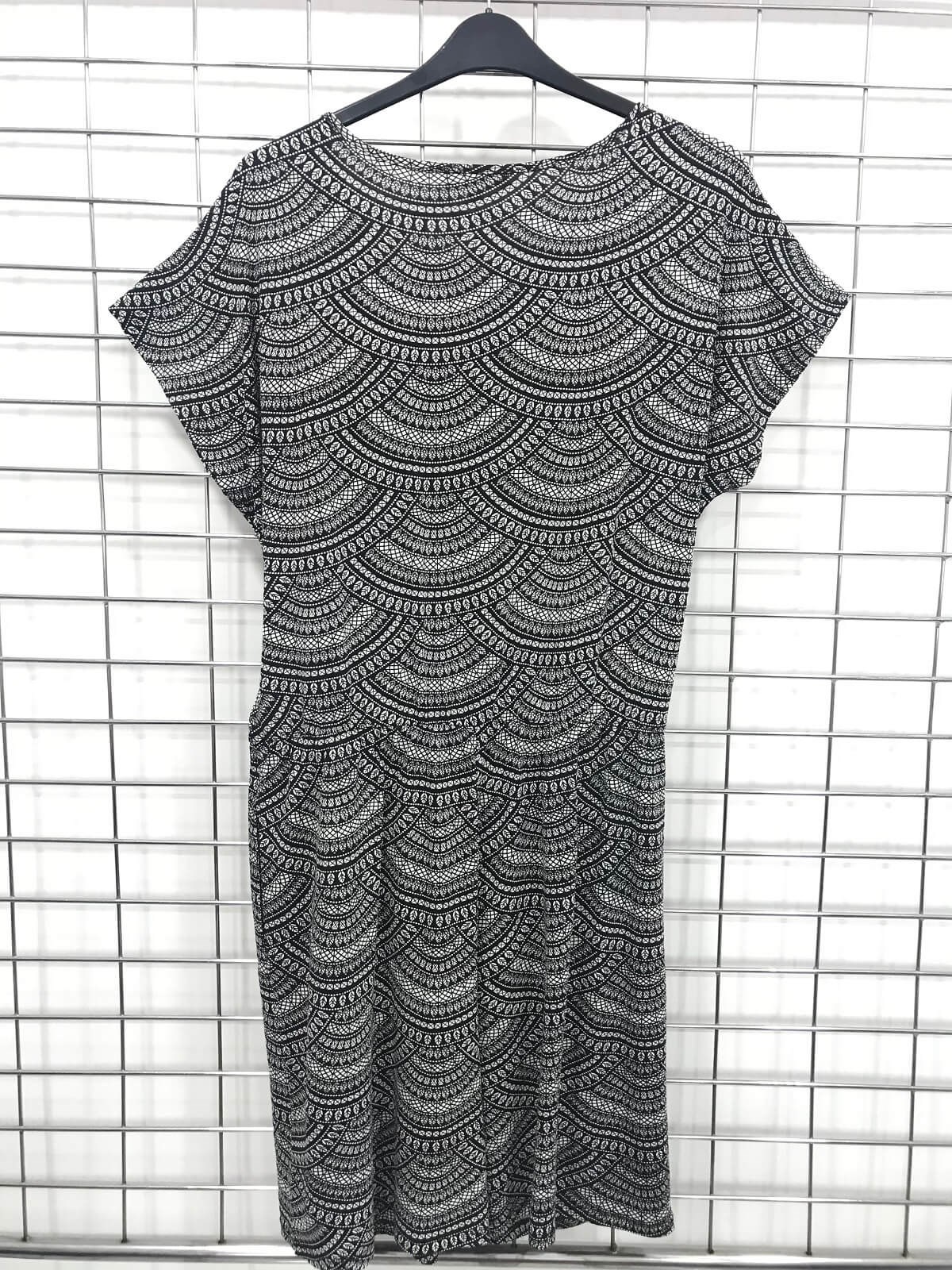 Myline-V Yaka Toka Detaylı Kısa Tulum-Büyük Beden Tulum-45891