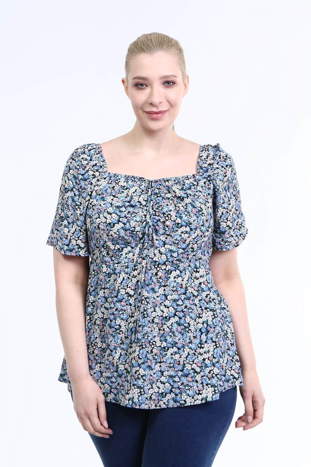 Yaka Detaylı Prenses Kol Bluz