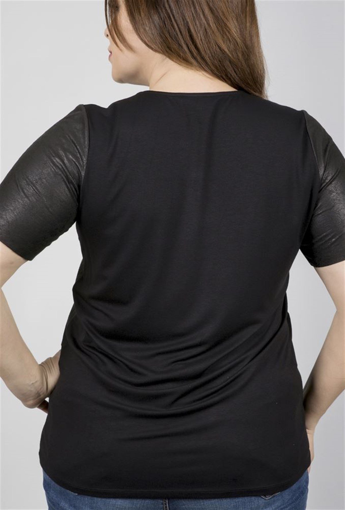 Ön Bedeni Süvet Arka Beden Örme Viskon T-ShirtMYLINE23592-m