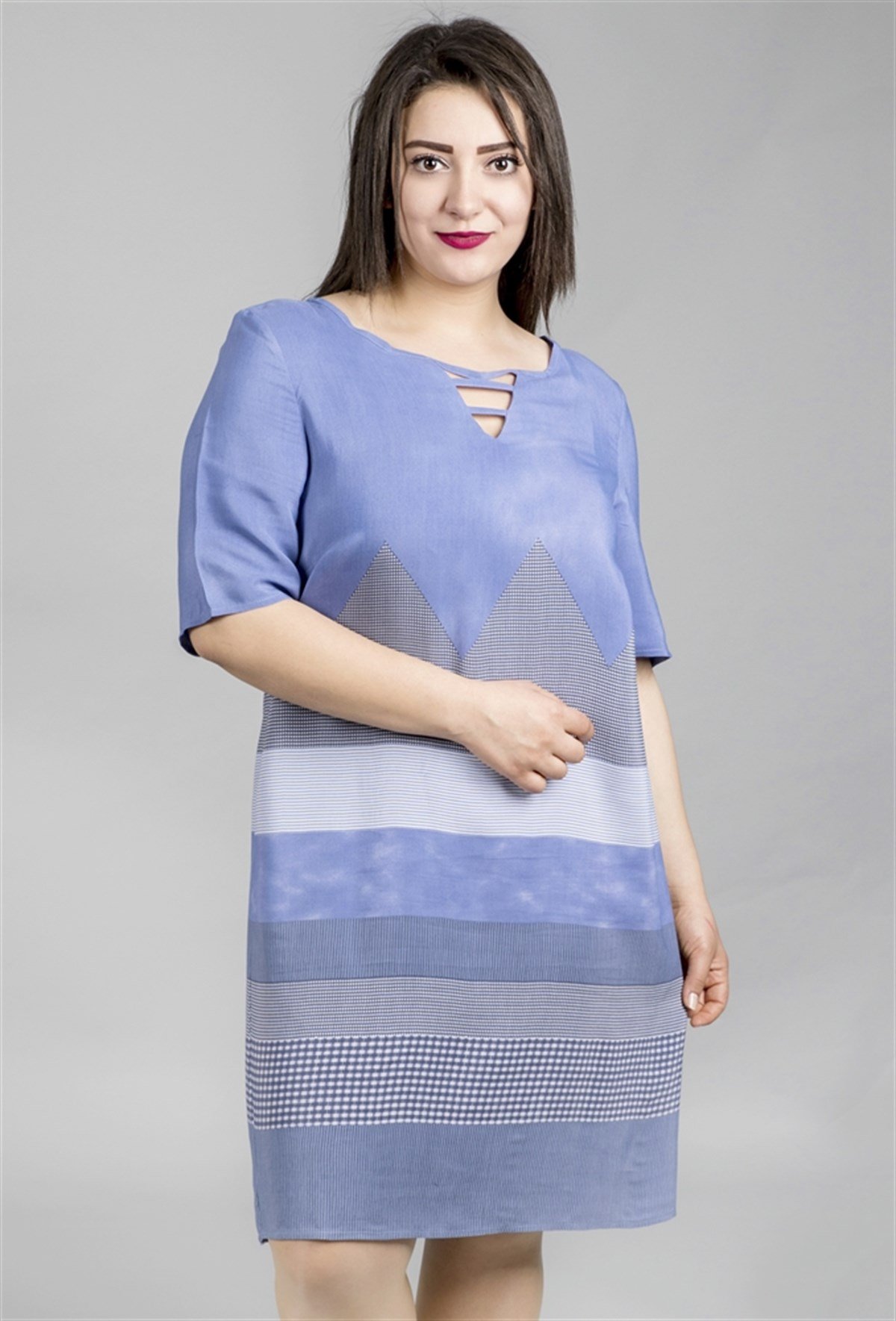 Ön Yaka Şeritli ElbiseMYLINE23750