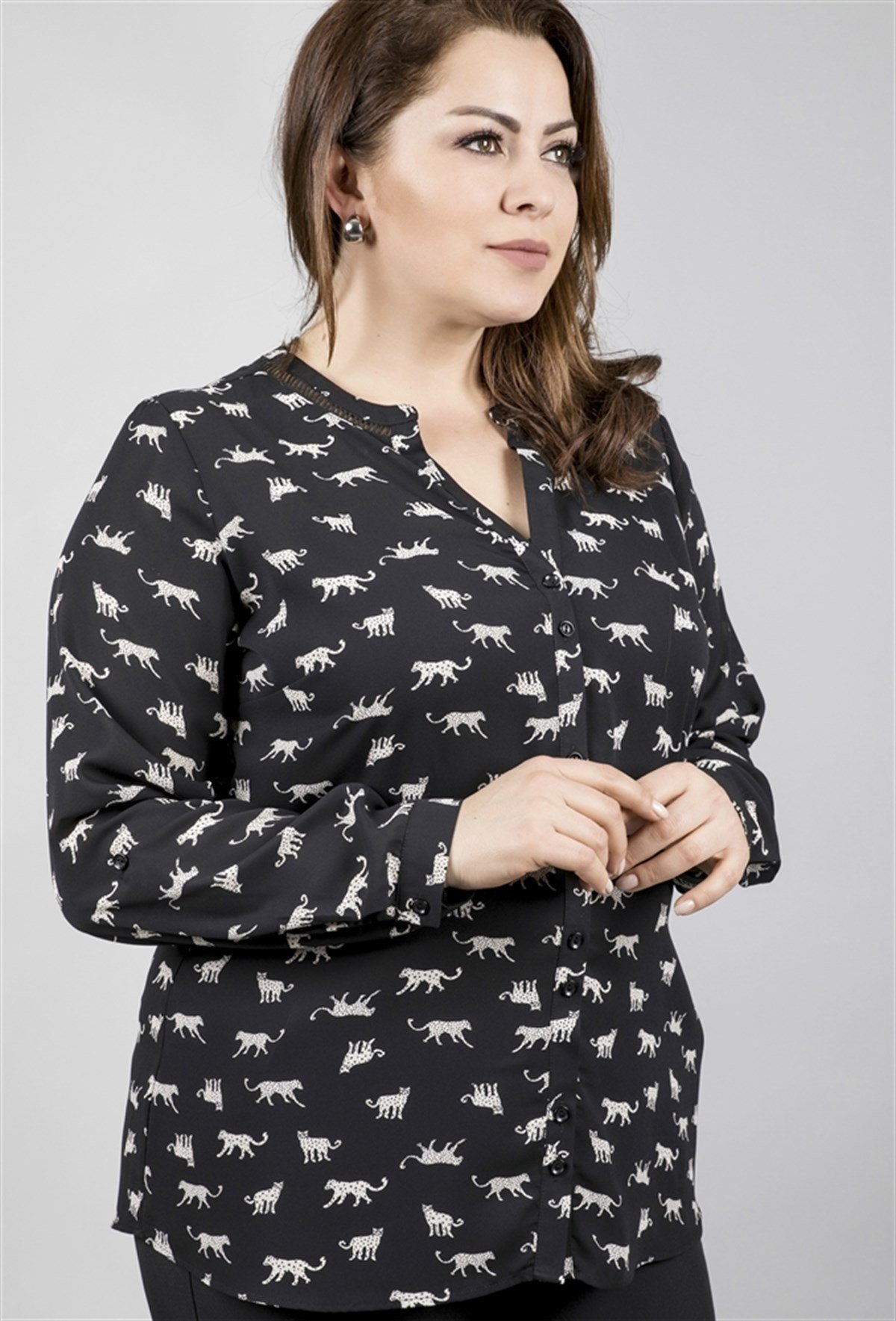 Yakası Dantelli Uzun Kollu BluzMYLINE23425-m