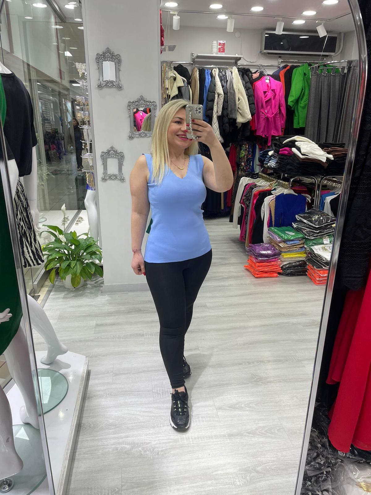 Bebe Mavisi Merdiven Yaka Kolsuz Triko Geniş Kalıp · 4
