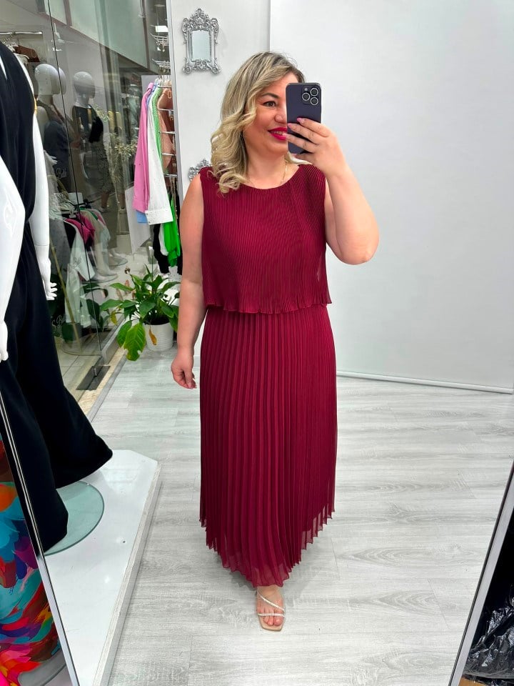 Bordo Premium Piliseli 2 Katlı Kolsuz Uzun Şifon Elbise stp 26y2621