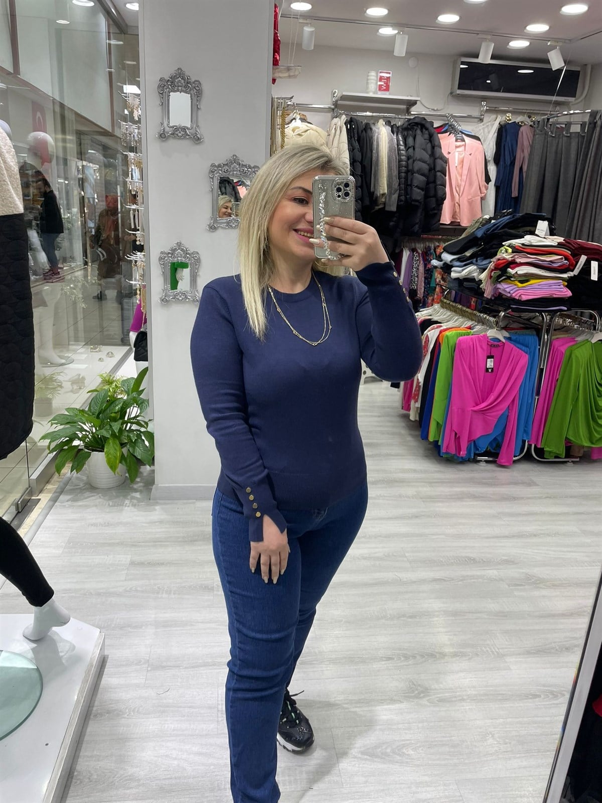 İhraç Orjinal Lacivert Kol Detaylı Triko Kazak · 4