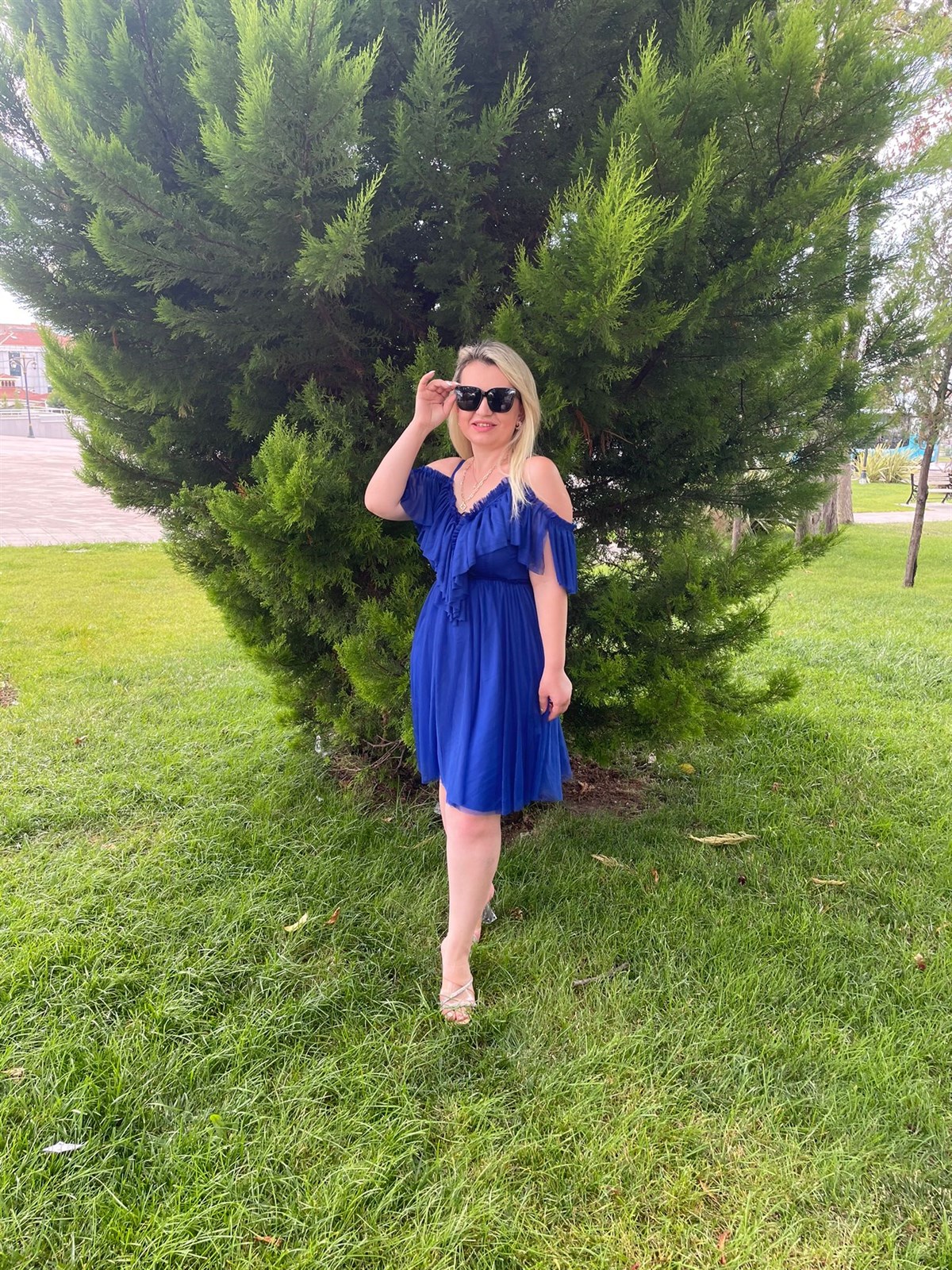 Kadın Leona Fırfırlı Saks Mavi  Tül Elbise · 3