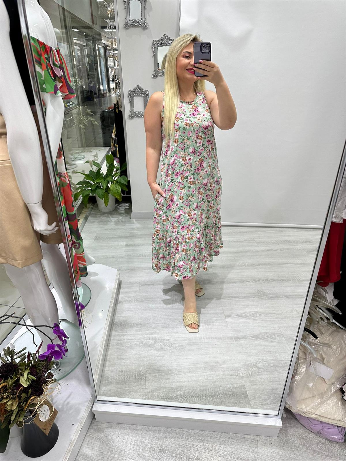 Mint Yeşili Pembe ÇiçekliKolsuz Viskon Kumaş Elbise · 6