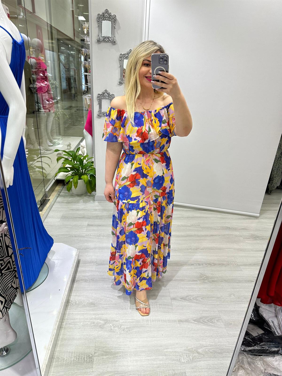 Saks Mavi Desenli Madonna Yaka Şifon Elbise 5872 · 3
