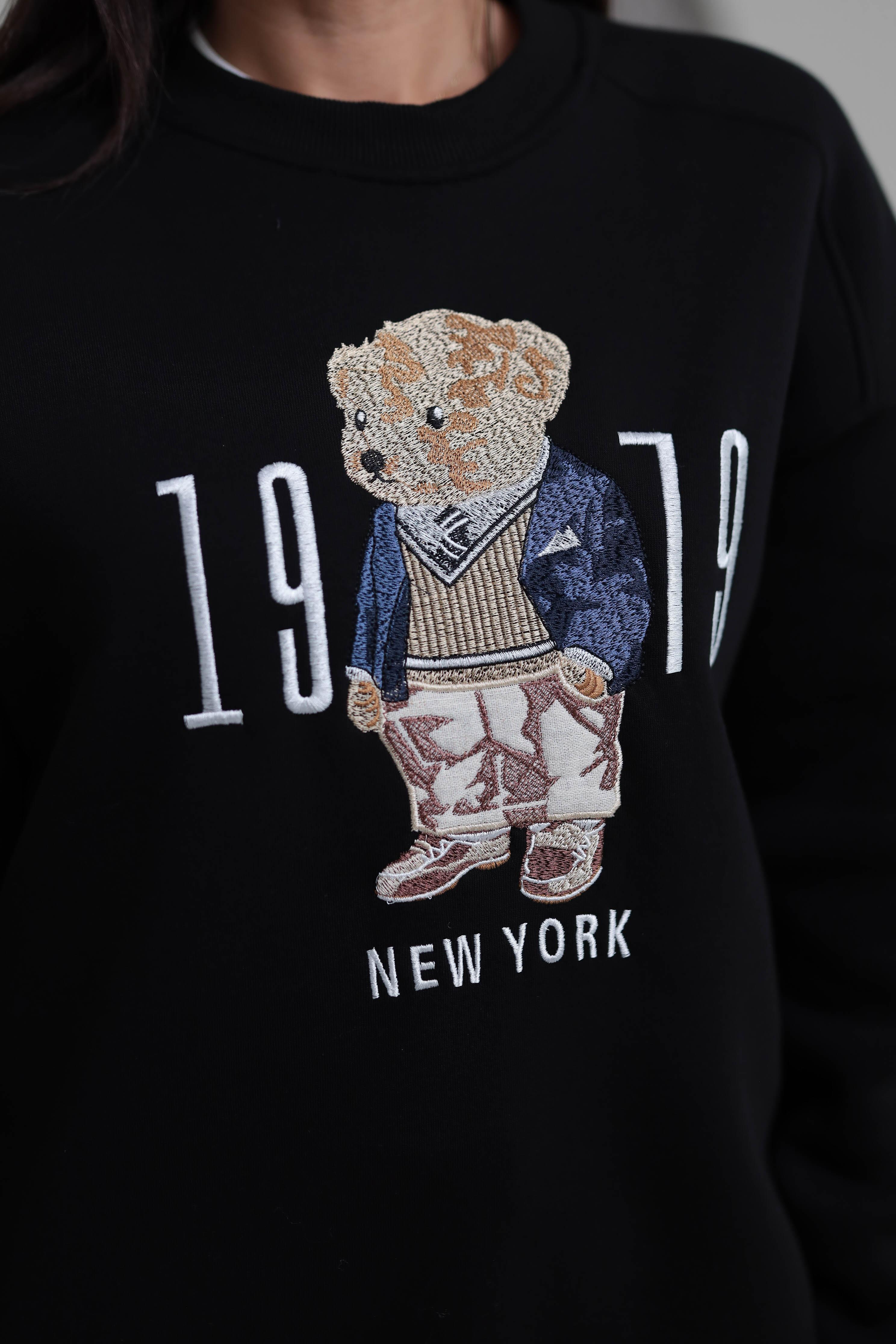 I}