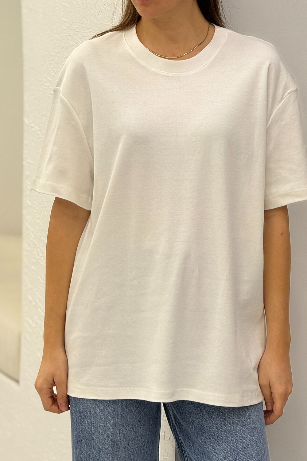 Beyaz Bisiklet Yaka Oversize Tshirt 3387
