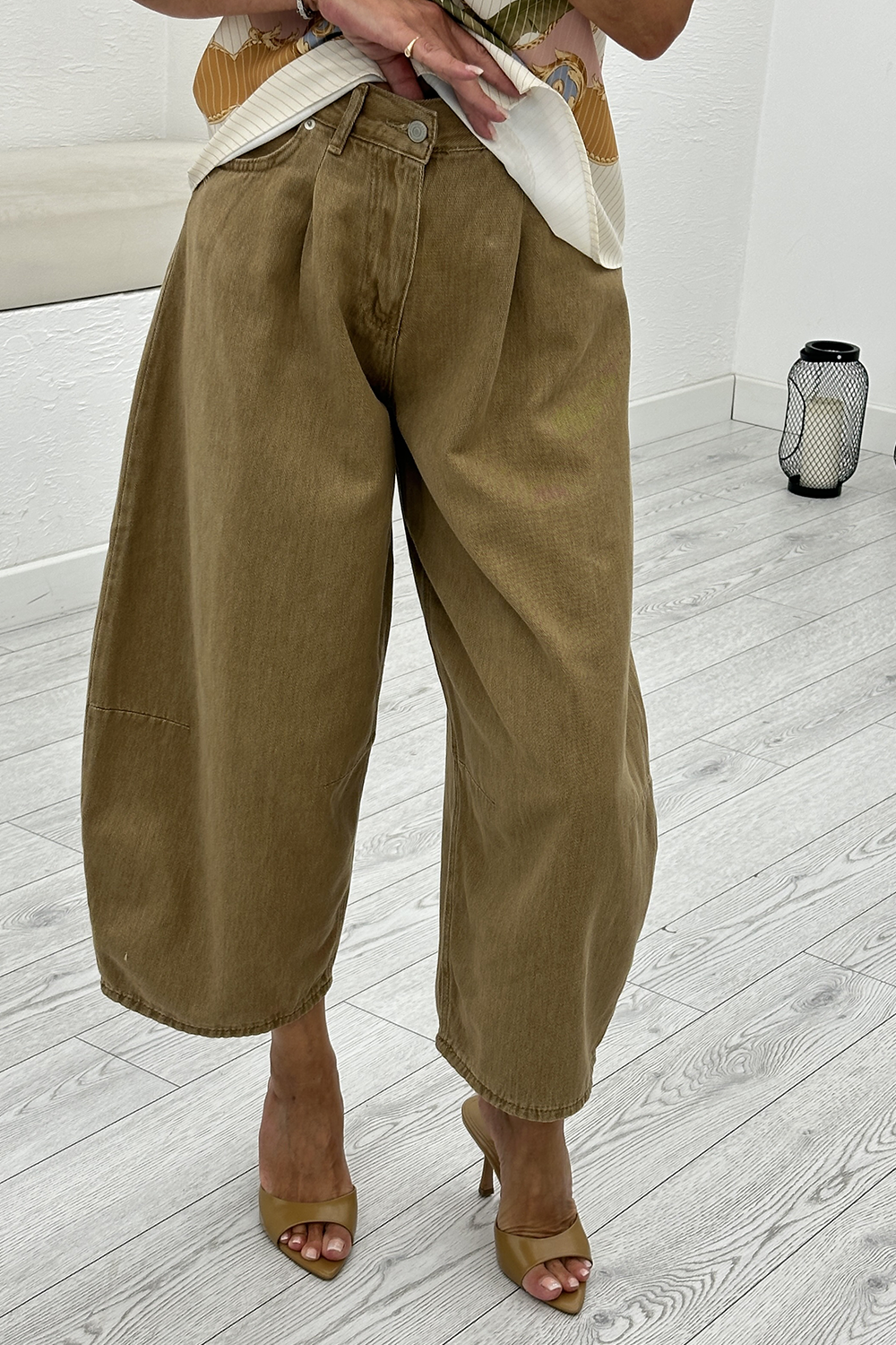 Camel Barrel Jean 3642
