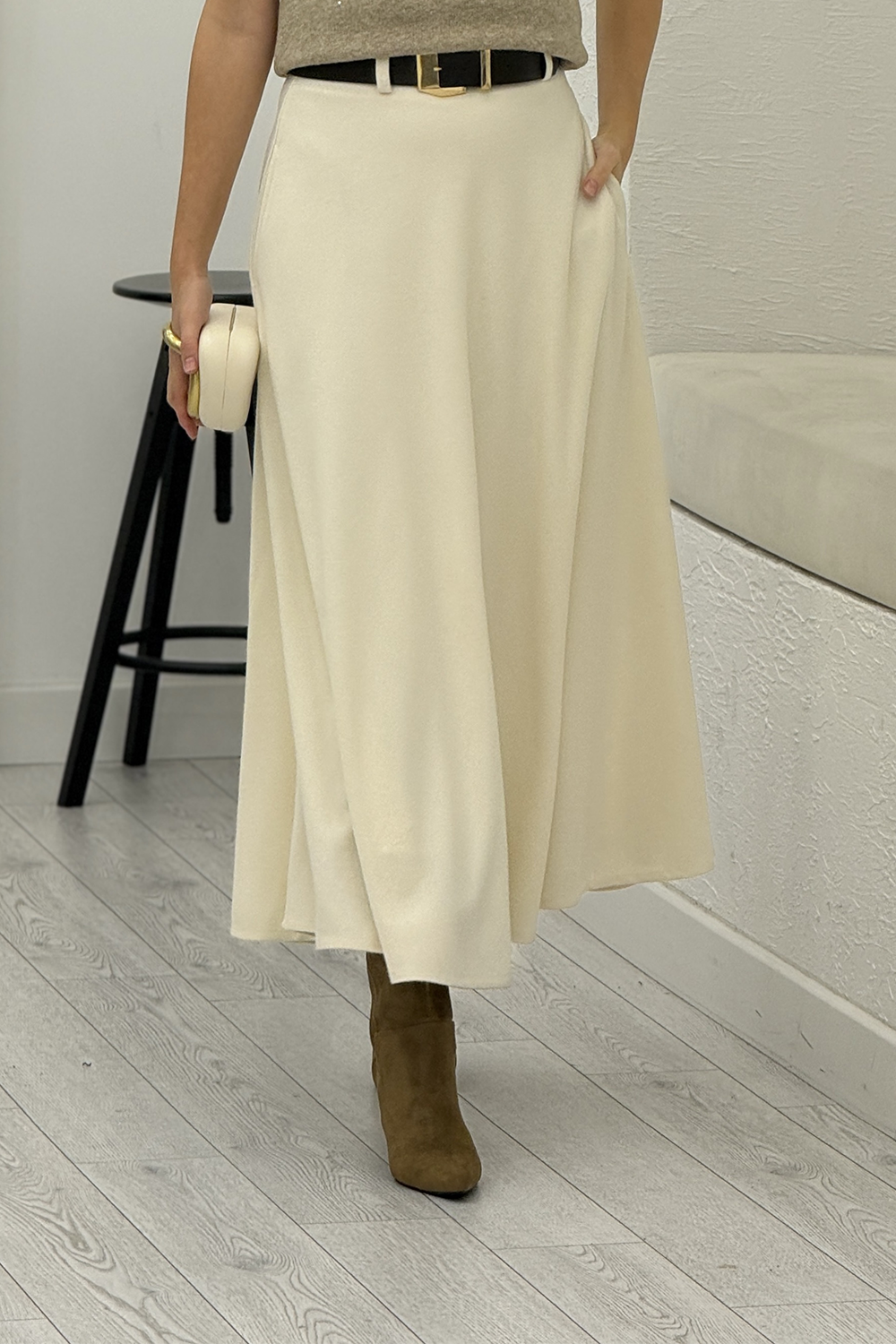 Ekru Kemerli Örme Verev Etek 7716