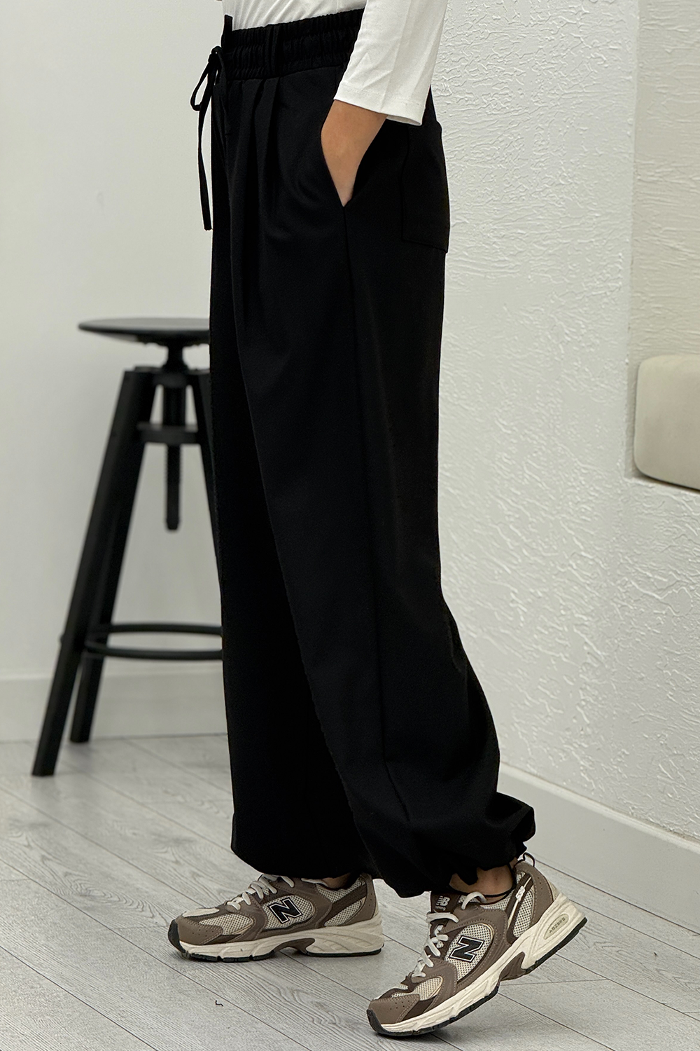 Siyah Beli Lastikli Kumaş Pantolon 2006