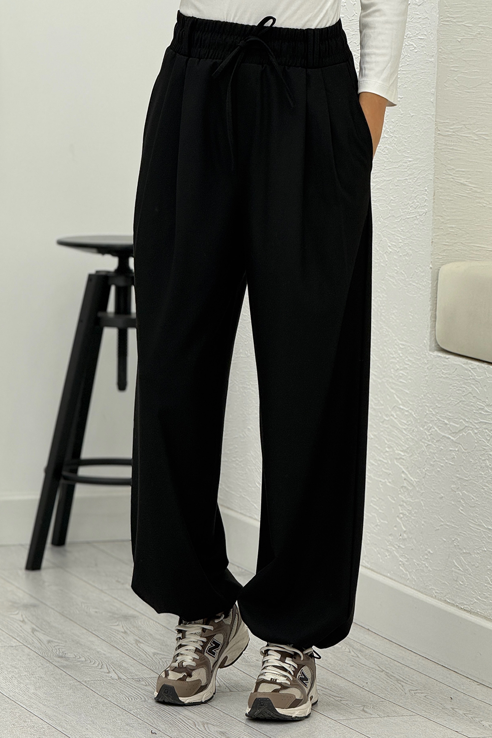 Siyah Beli Lastikli Kumaş Pantolon 2006