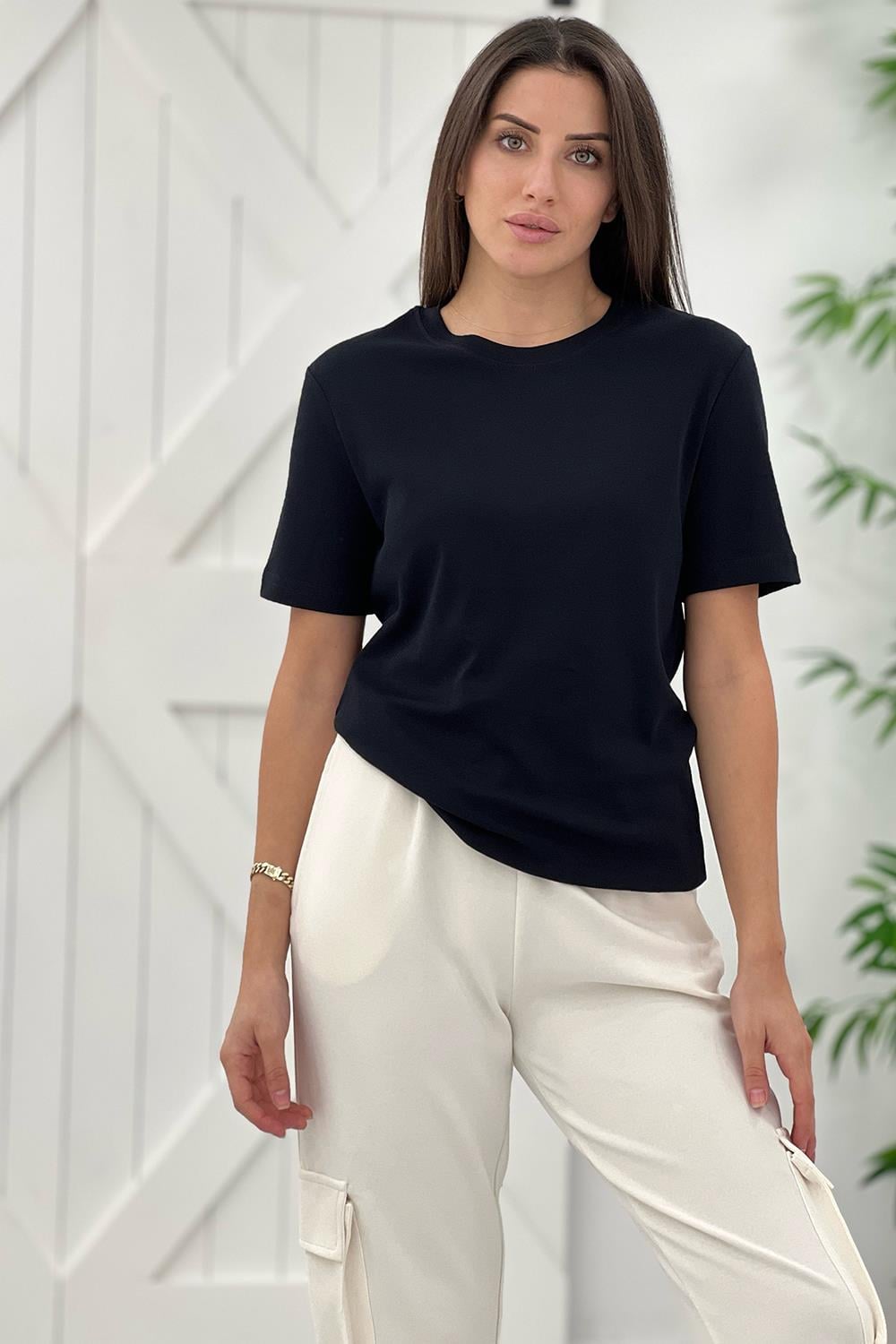 Siyah Bisiklet Yaka Basic Tshirt 1415