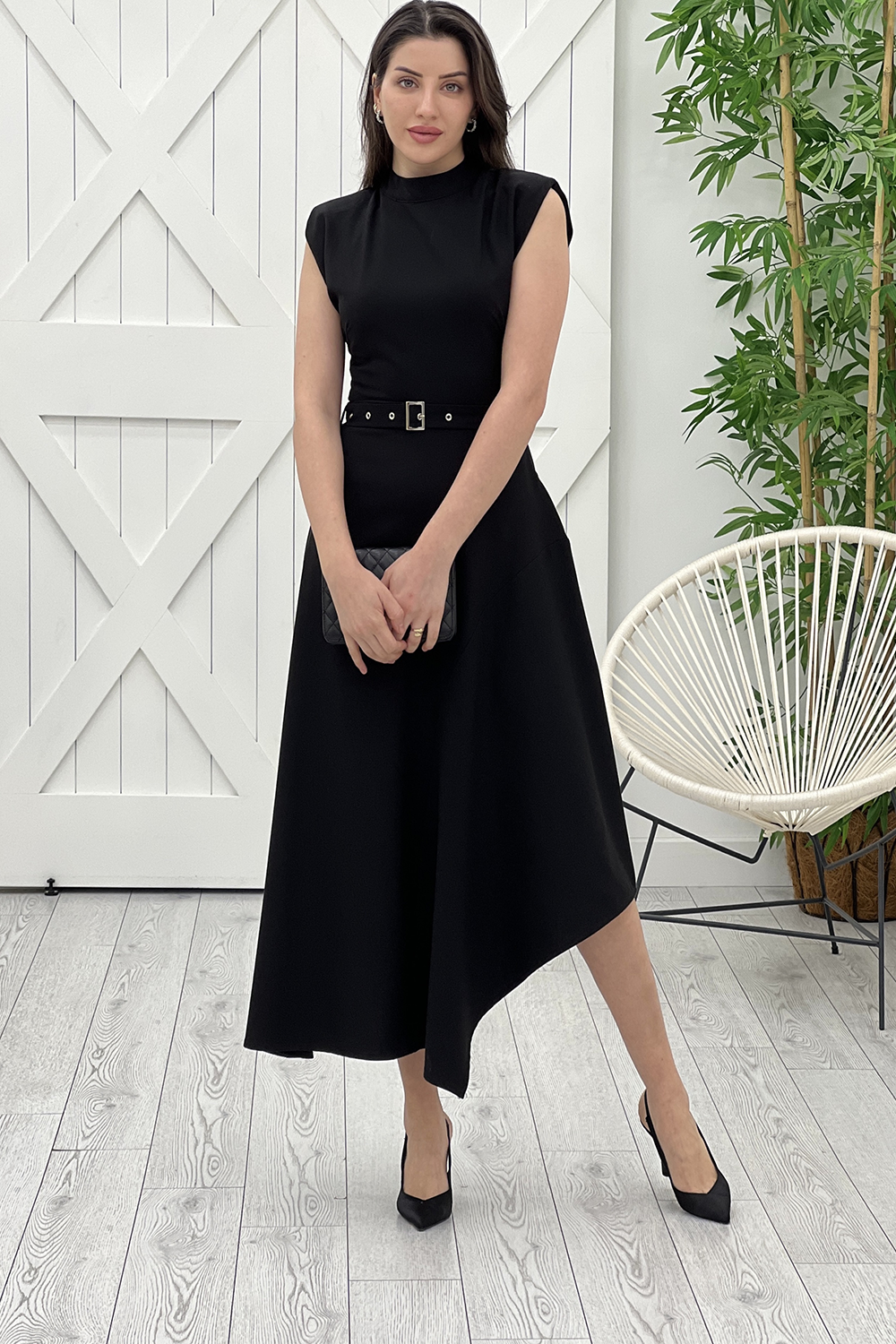 Siyah Kemerli Vatkalı Midi Elbise 2555