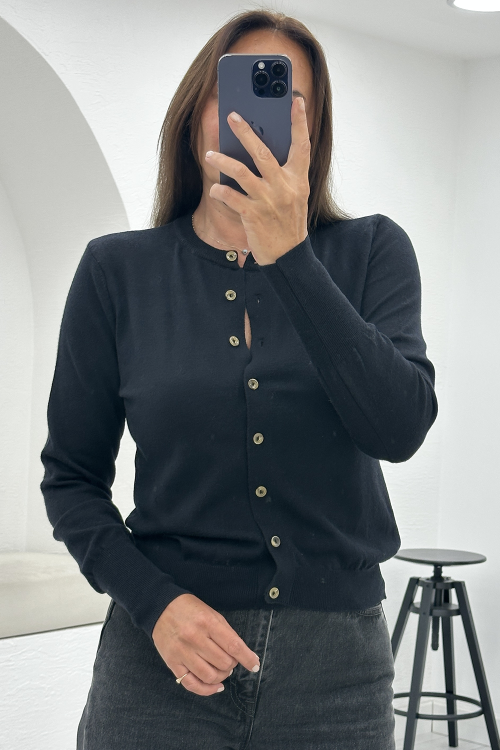 Siyah Kemik Düğmeli Lyocell İplik Hırka 3077