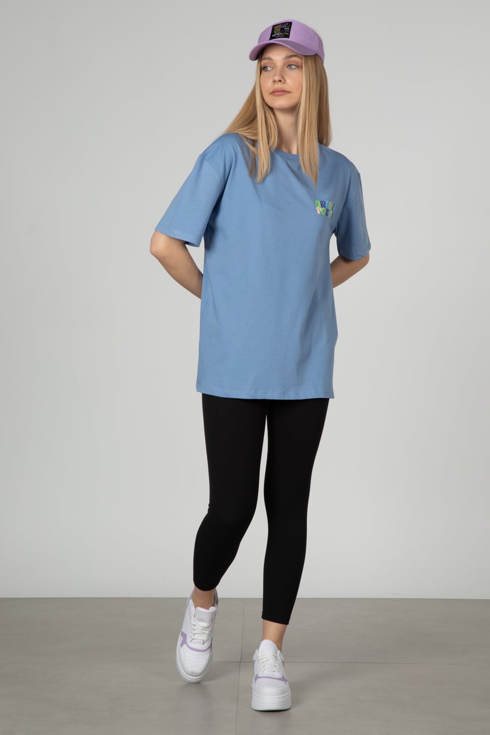 Arka ve ön baskılı t-shirt-81337 Mavi