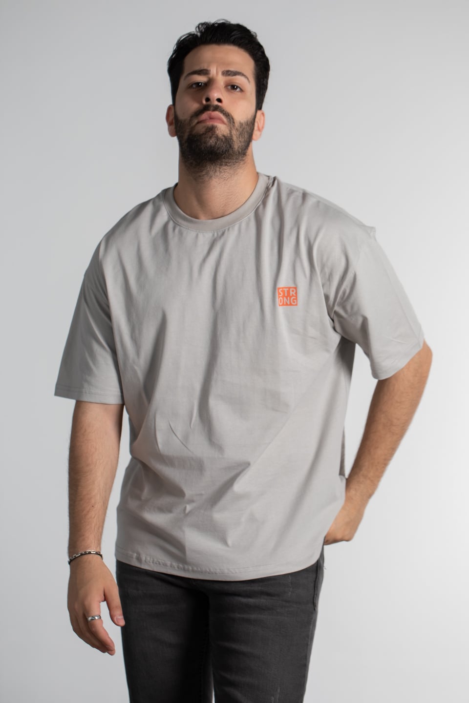 Arkası never give up baskılı oversize t-shirt-4464 B.Gri