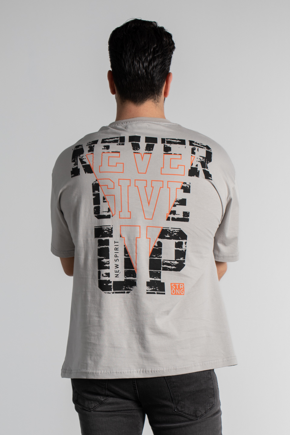 Arkası never give up baskılı oversize t-shirt-4464 B.Gri
