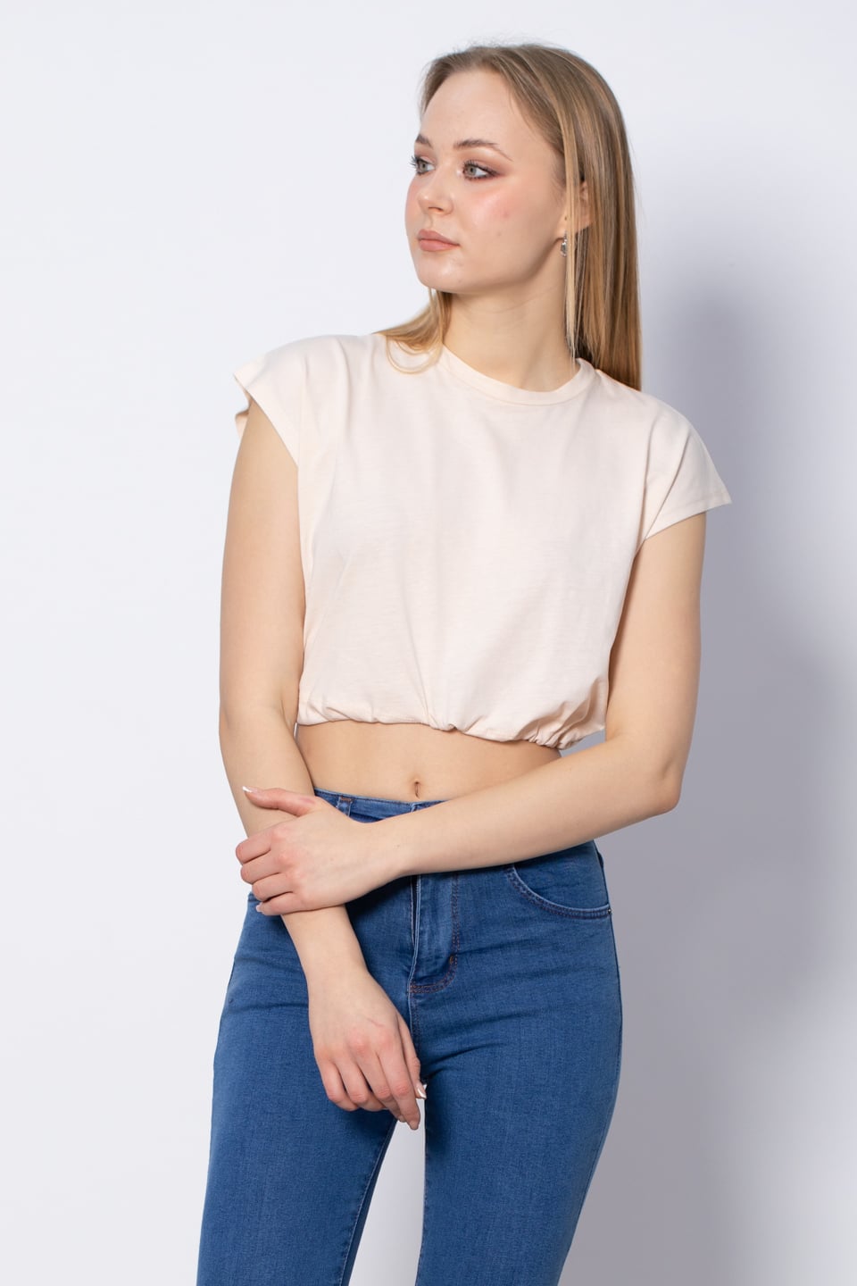 Beli lastikli crop-5587 Taş