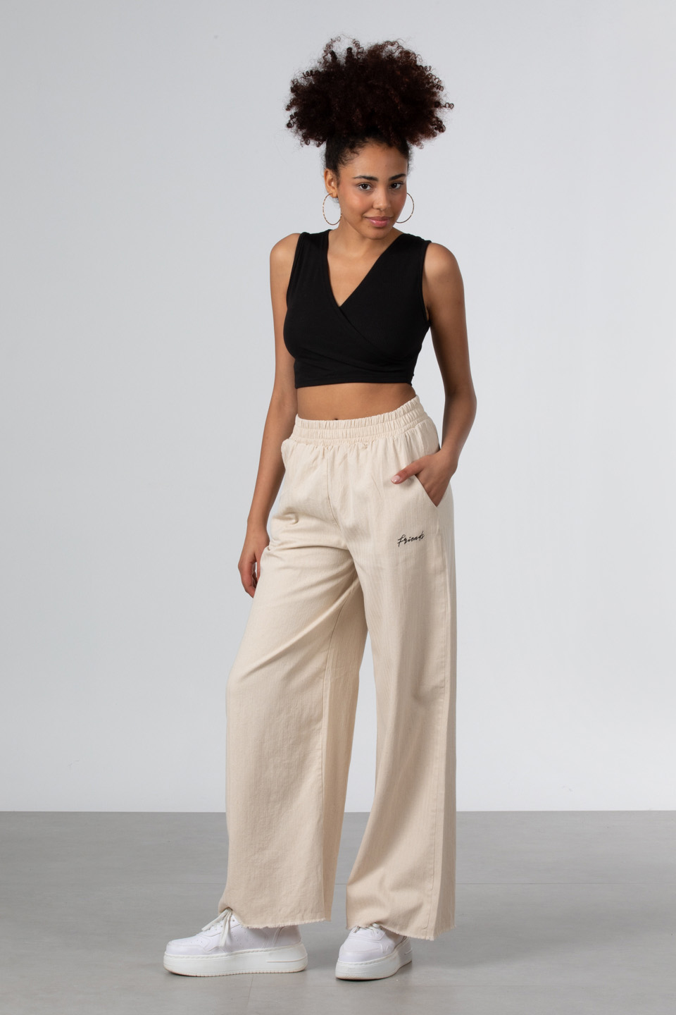 Beli lastikli friends baskılı pantolon-019-1 Taş