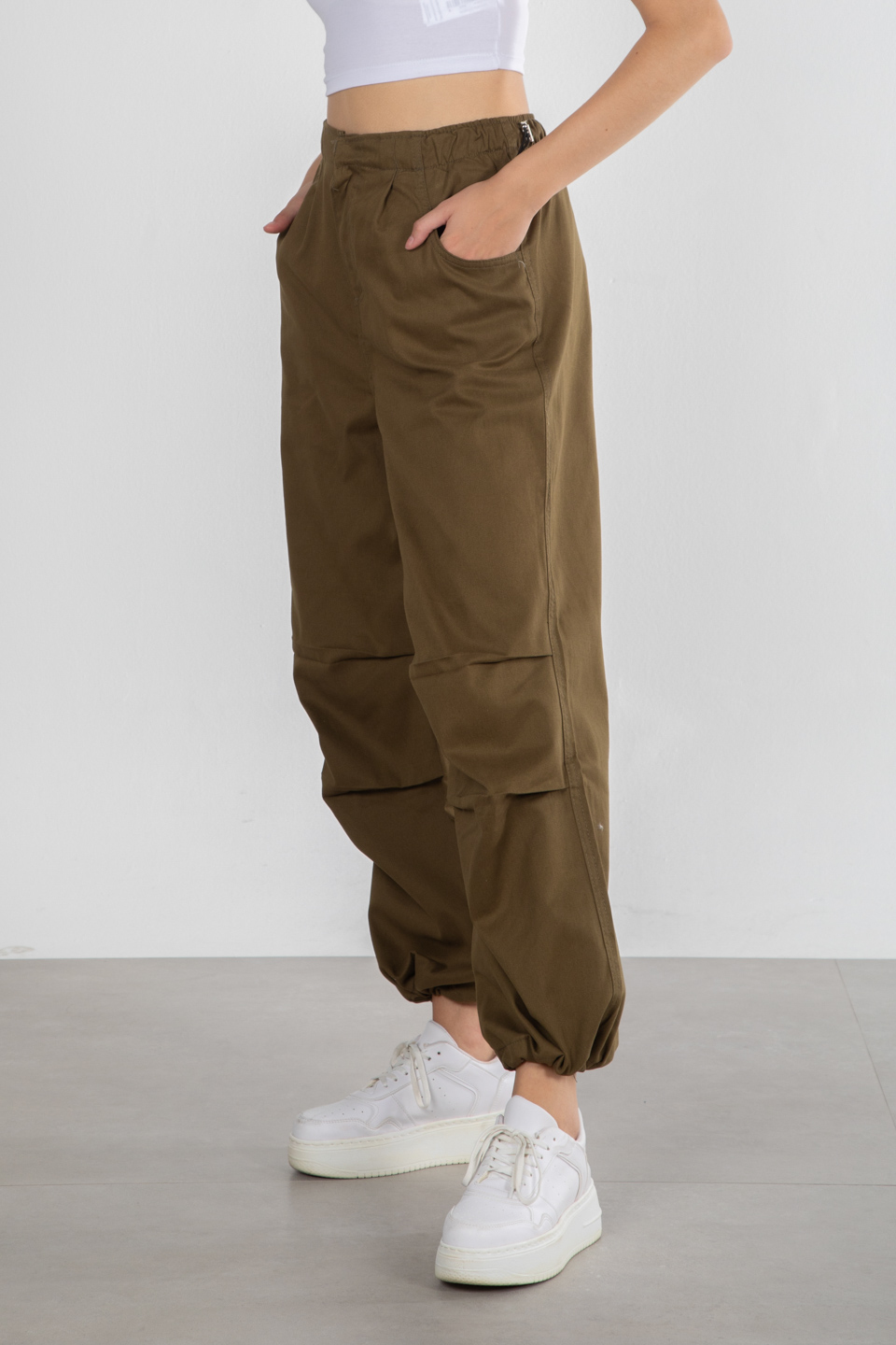 Beli Paçası Lastikli İpli Gabardin Pantolon - Haki