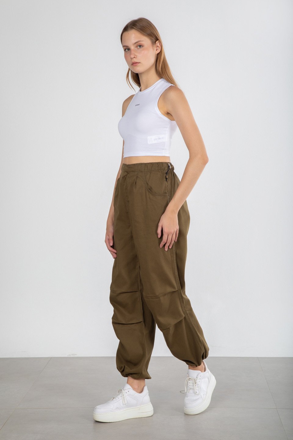 Beli Paçası Lastikli İpli Gabardin Pantolon - Haki
