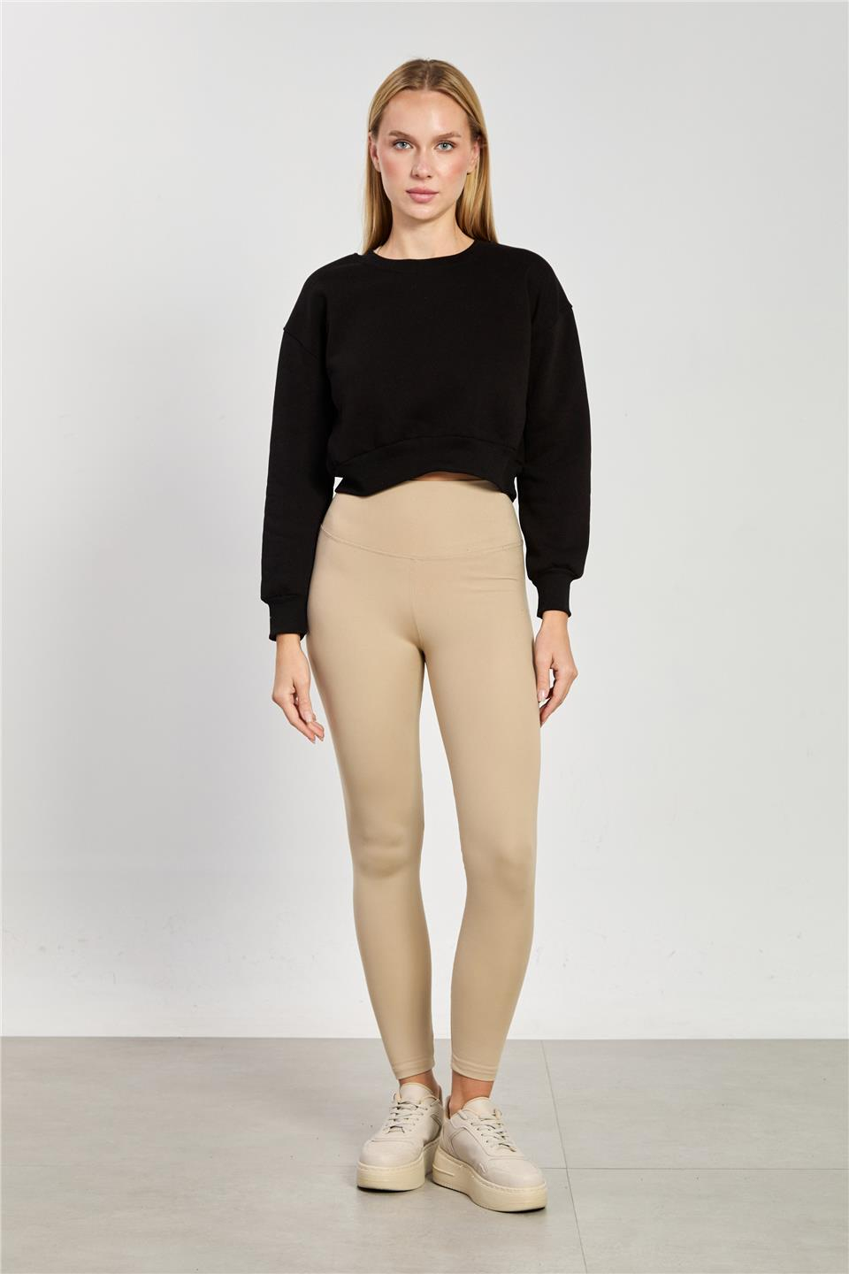 Bisiklet yaka crop sweatshirt-82-148 Siyah
