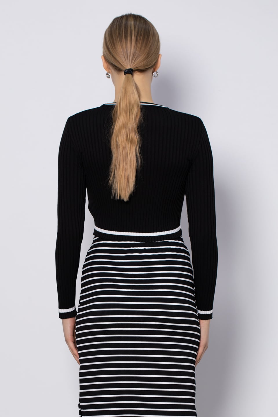 Bisiklet yaka fitilli triko body-4075 Siyah/Beyaz