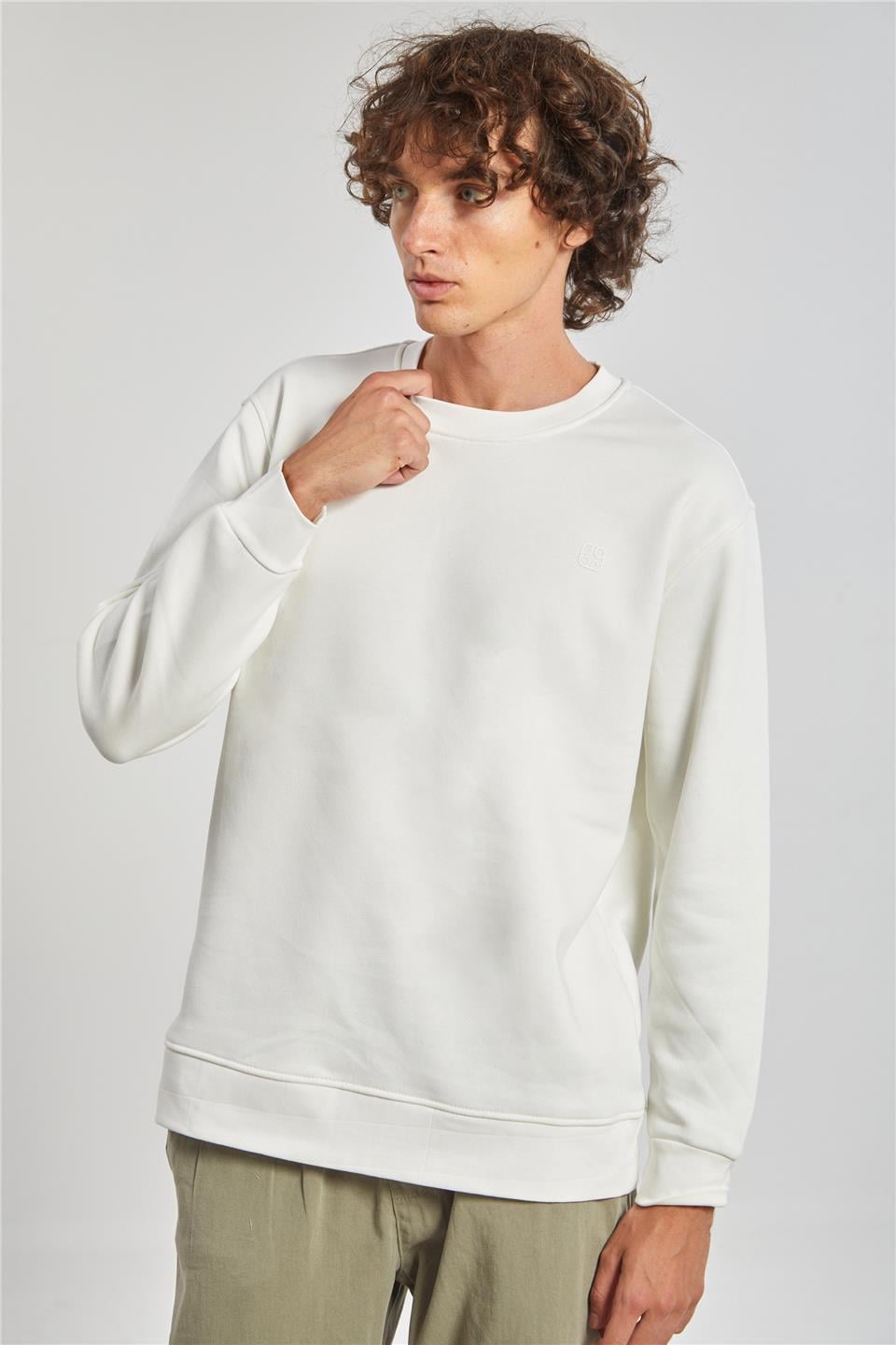 Bisiklet Yaka Logolu Erkek Sweatshirt - Ekru
