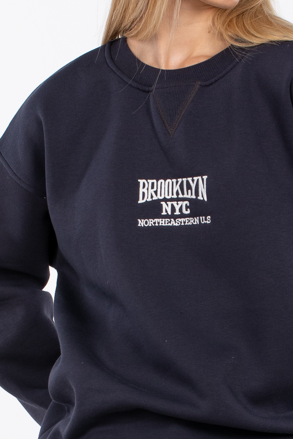 Bisiklet yaka yazı nakışlı sweatshirt-DVN0522 B.Antrasit