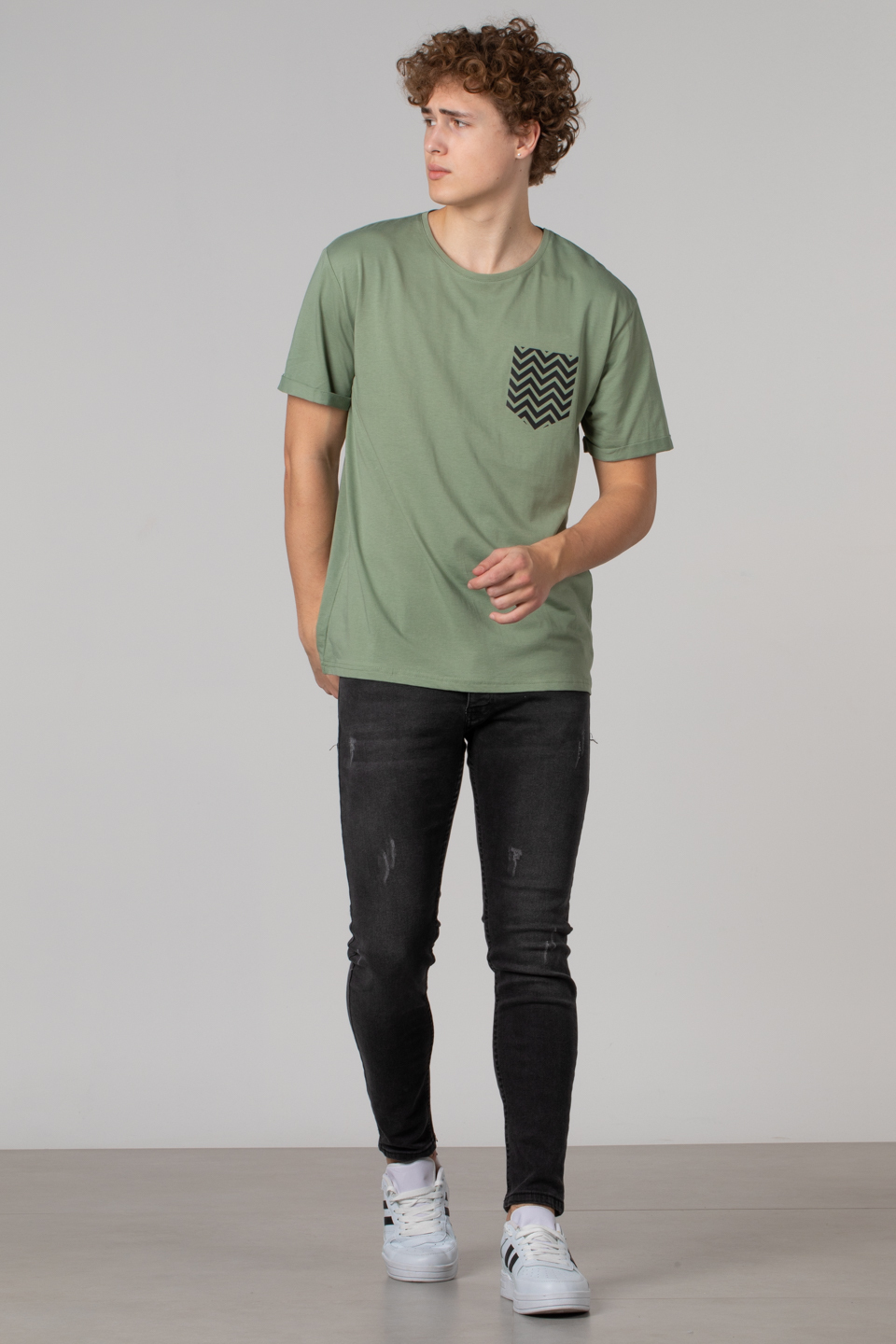 Cep zikzak baskılı t-shirt-2311 Elma