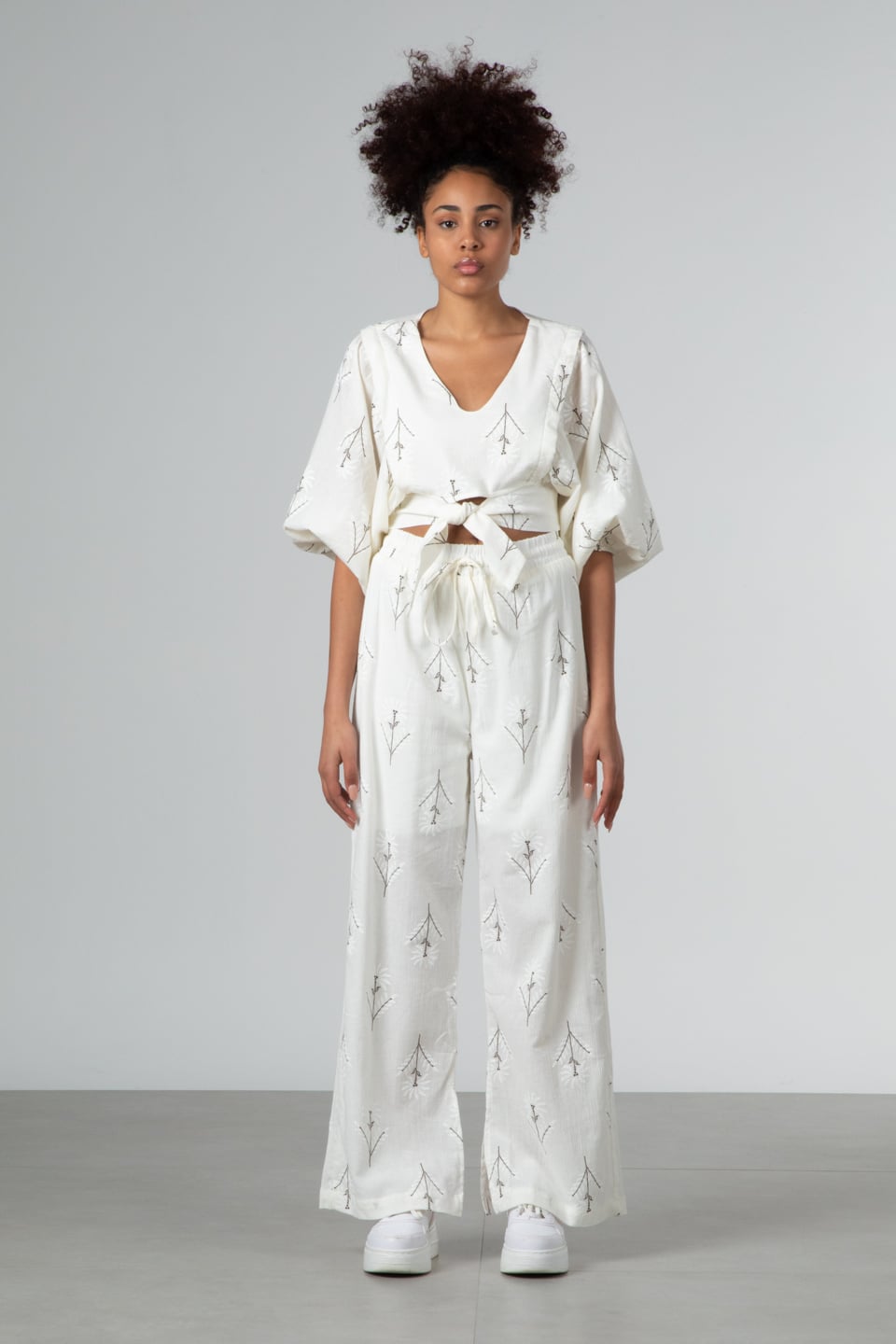 Çiçek desenli keten pantolon-8013-1 T.Kahve