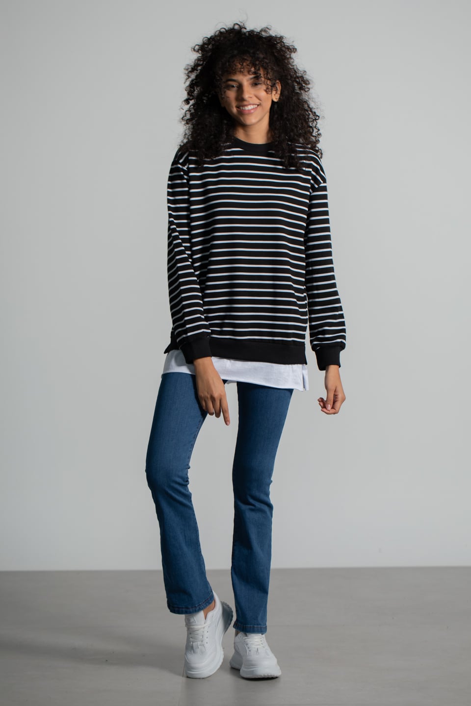 Çizgili Eteği Garnili Sweatshirt - Siyah