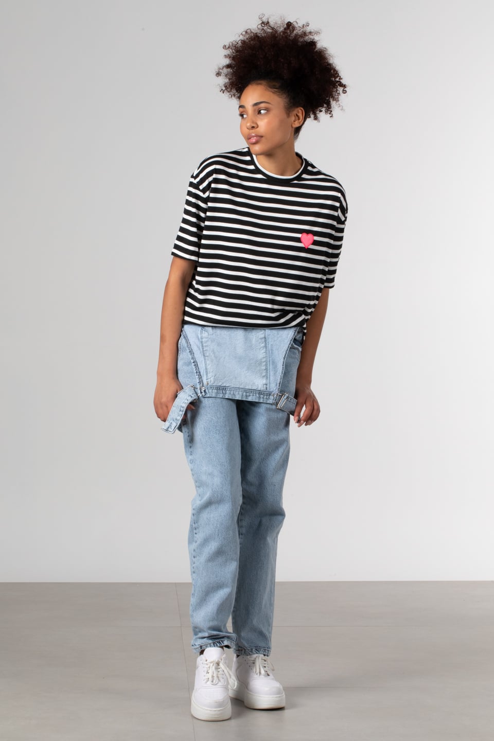 Çizgili kalp detaylı t-shirt-81457 Siyah/Beyaz
