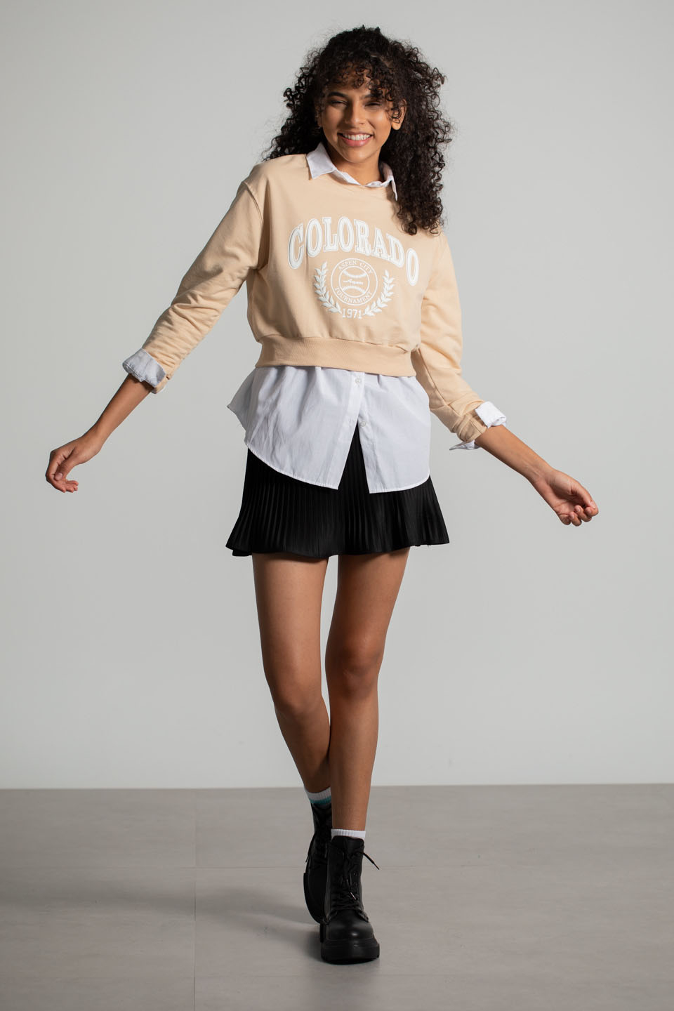 Colorado Baskılı Kısa Sweatshirt - Bej